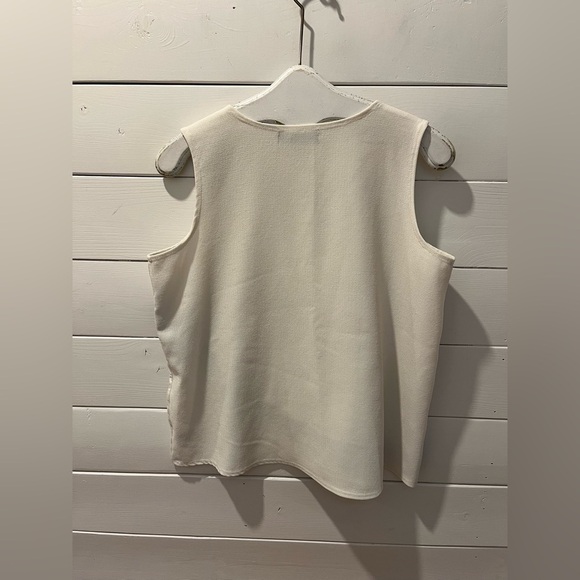 CHERRY BOBIN Haut sans manches – Taille XL – Fait au Canada - Picture 6 of 6